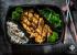 Bento Box Snitzel de curcan cu sos teriaky, orez, broccoli si wakame 