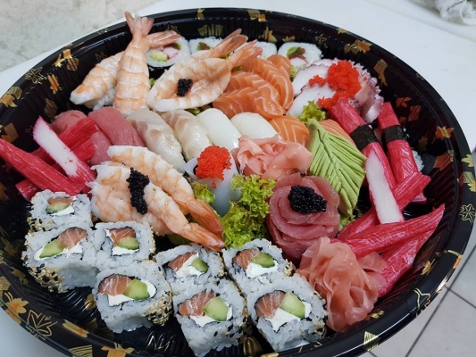 Sushi House Delivery2